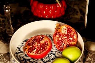 碗中石榴与青果