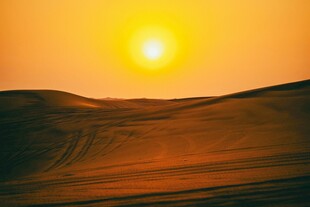 沙漠落日美景