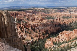 布莱斯峡谷壮丽自然景观