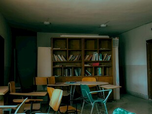 室内温馨阅读空间场景