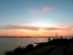 海滨绝美日落风景