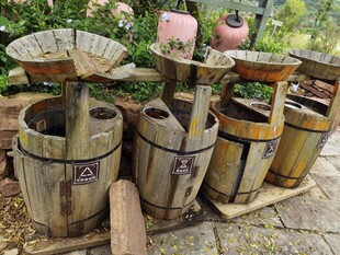 复古木桶花盆组合