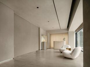 现代简约风宽敞室内空间