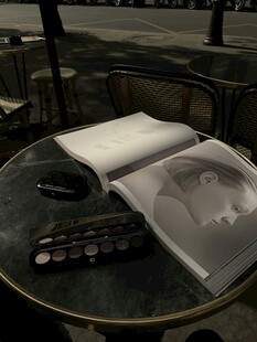 桌上的物品组合