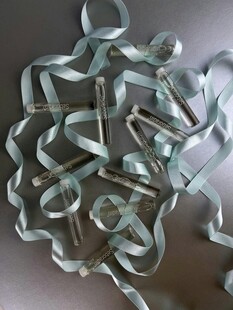 金属螺旋弹簧特写