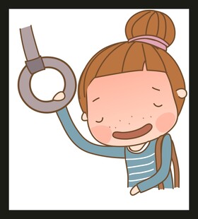 女孩手持圆环开心模样