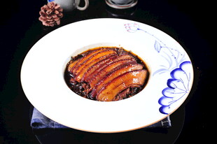 美味传统东坡肉