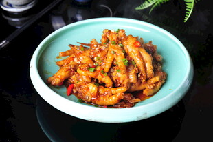 美味香辣鸡爪