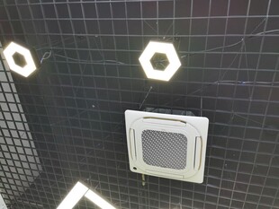 几何灯光装置艺术展示