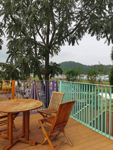 户外露台休闲桌椅景观