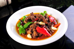 香辣美味炒兔肉