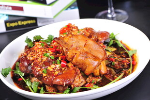 香辣美味红烧猪蹄