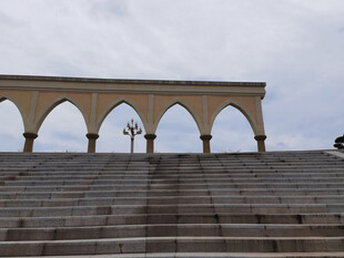 拱形阶梯建筑景观