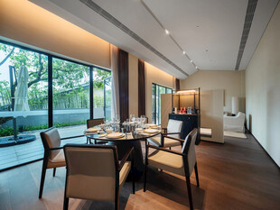 现代简约风格餐厅室内景