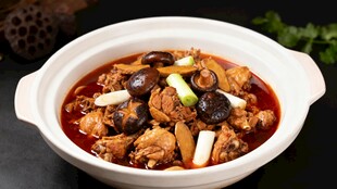 小鸡炖蘑菇