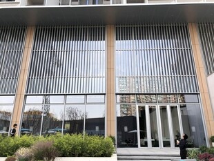 现代风格办公建筑外观