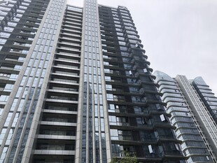 现代高层摩天大楼景观