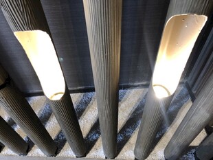 现代风格室内金属装饰灯具