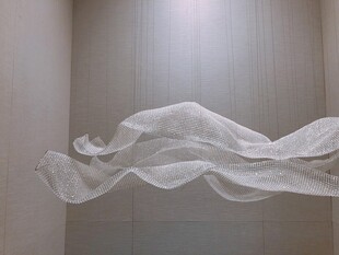 飘动的白色织物