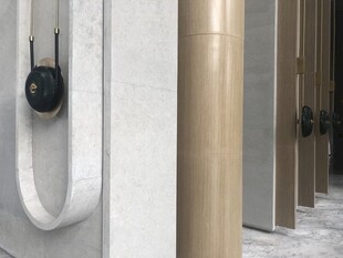 现代简约门锁特写