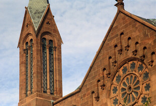 哥特式教堂建筑局部特写