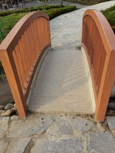 木质小桥简约自然景致