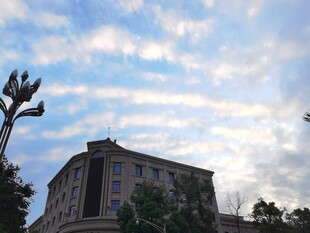 城市建筑与天空景观