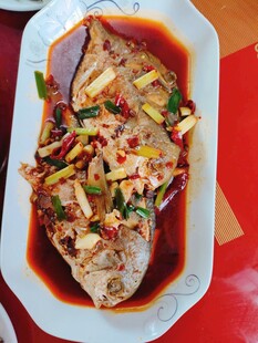  香辣鱼  土烧鱼 