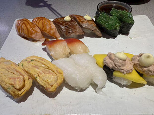 多样美味寿司拼盘