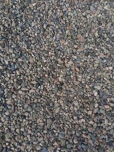 粗糙碎石路面纹理特写