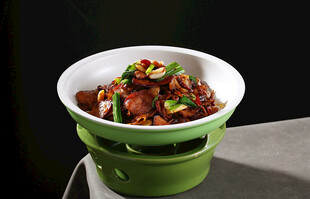 金蒜辣椒炒腊肉