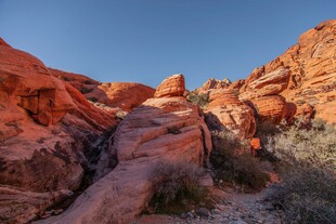 红色岩石地貌景观