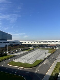 现代工业园区俯瞰景观