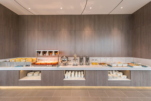 现代简约风格室内展示架