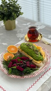 清新牛油果三明治早餐