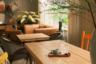 温馨室内休闲角落场景