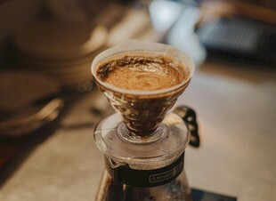 手冲咖啡制作瞬间