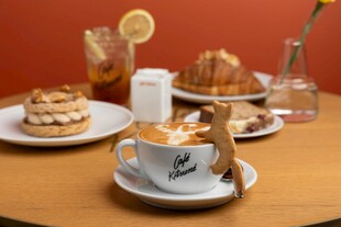 温馨餐桌的美味早餐时光