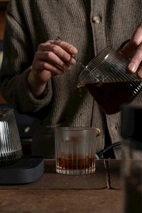 手冲咖啡的惬意瞬间