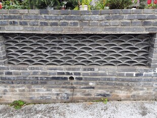 中式青砖镂空装饰墙