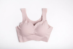 粉色女士无钢圈文胸