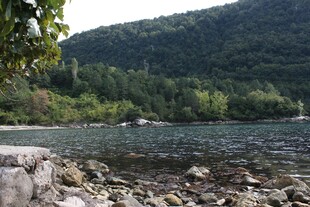 湖畔山景 自然清新风光