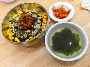 韩式拌饭与小菜