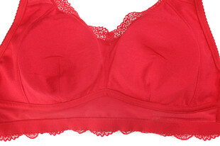 红色蕾丝花边女士内衣