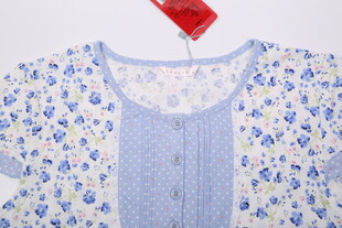 蓝白碎花儿童针织开衫