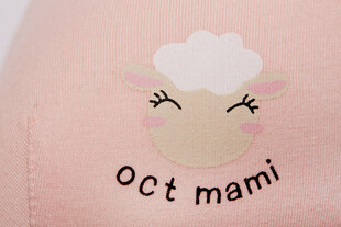 可爱小羊图案粉色衣物