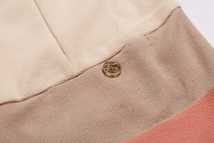 三色拼接布料细节展示