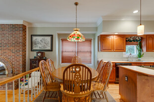 温馨木质风家庭餐厅厨房