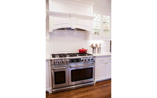 现代时尚的开放式厨房空间