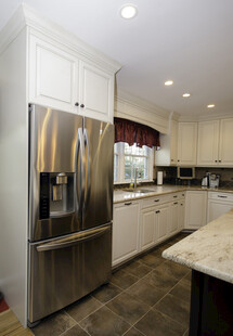 现代风格不锈钢厨具厨房